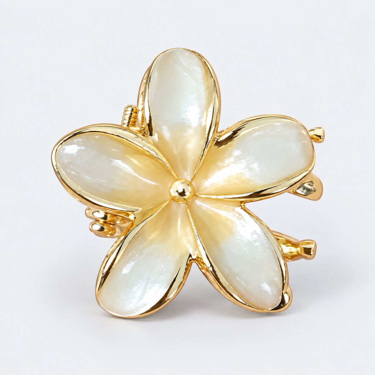 Pointed Flower Ivory