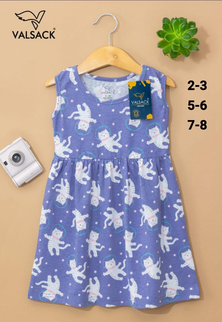 Girls Sleeveless  Frocks 1.0